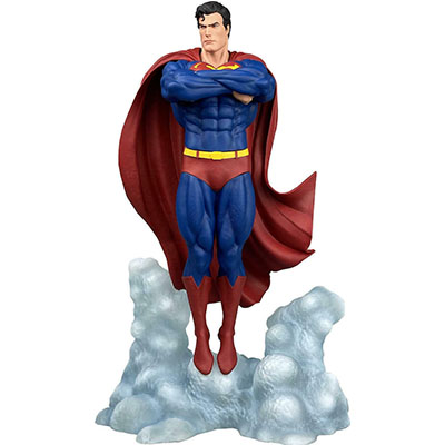 Diamond Select Toys Dc Gallery Superman Ascendant Pvc Statue (Jul201912)