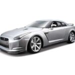 Bburago Nissan GT-R (R35) 1/18 Silver 18/12079
