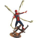 Diamond Select Φιγούρα Marvel Premier Avengers 3 - Iron Spider-Man Statue (30cm) (AUG178005)