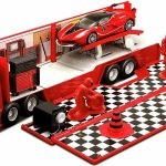 Bburago Σετ Φορτηγό Ferrari Racing Hauler 1/43 (18/31202)