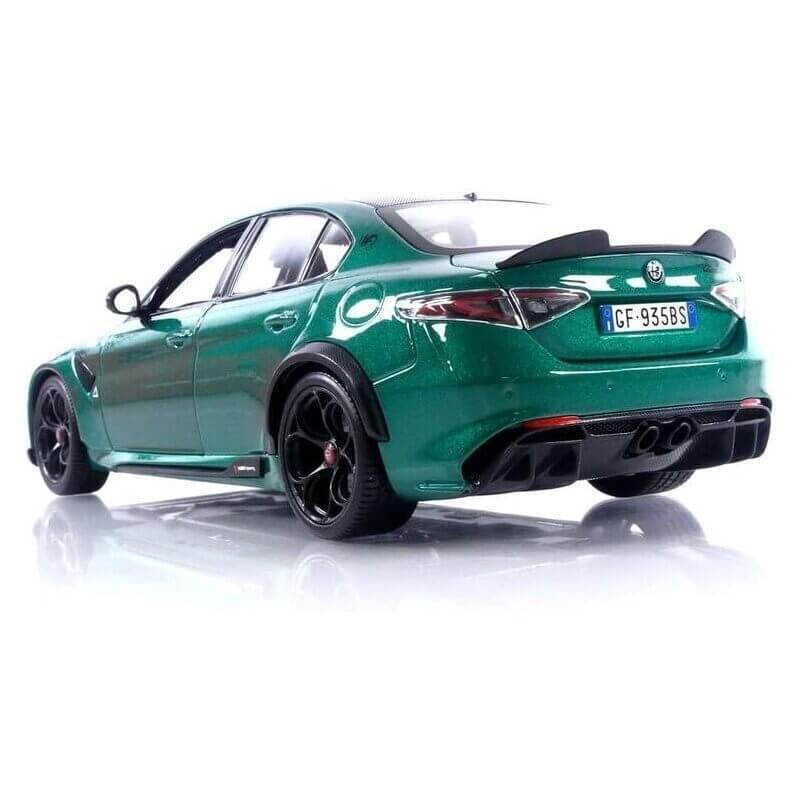 Bburago Alfa Romeo Giulia Gta Green (18/11048 GN)