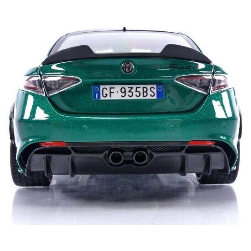 Bburago Alfa Romeo Giulia Gta Green (18/11048 GN)