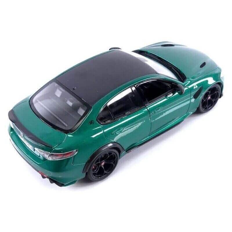 Bburago Alfa Romeo Giulia Gta Green (18/11048 GN)