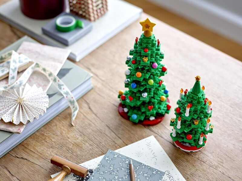 Lego Seasons And Occasions Christmas Tree (40573)