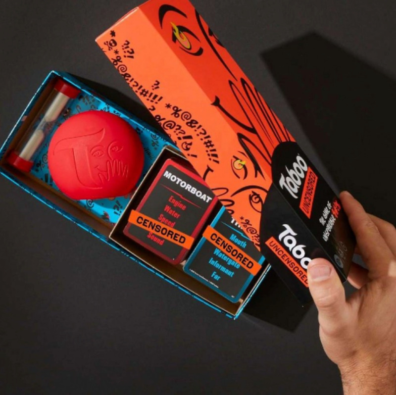 Hasbro Taboo - Ακρως Ακαταλληλο (Παιχνίδι με Κάρτες) (Ελληνική Γλώσσα) (G0432)