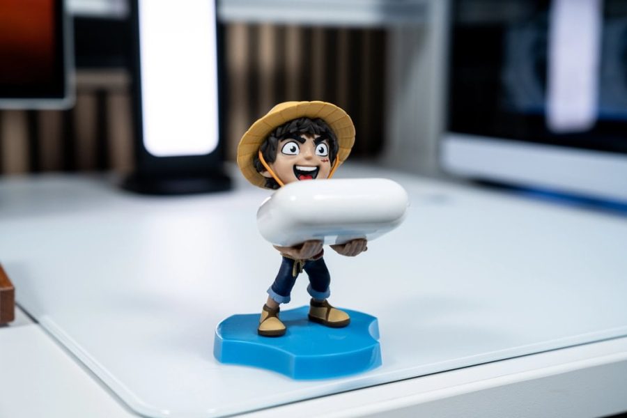 Exquisite Gaming Cable Guys One Piece Netflix - Luffy - 'Holdem' Controller & Phone Support - 11cm