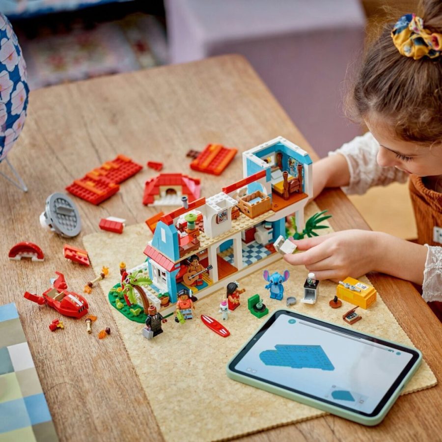 LEGO Disney Classic: Lilo And Stitch Beach House (43268)